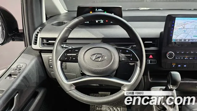 Hyundai Staria 2023 — фото 13