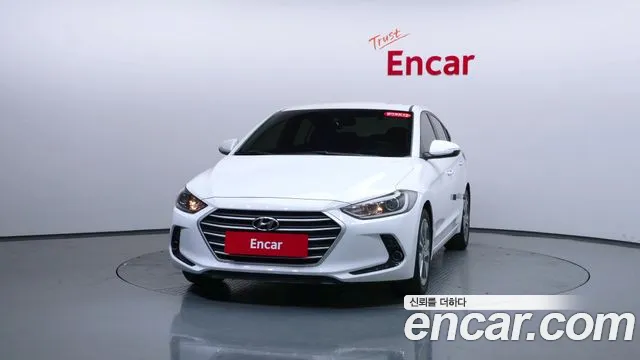Hyundai AVANTE 2018 — фото 2