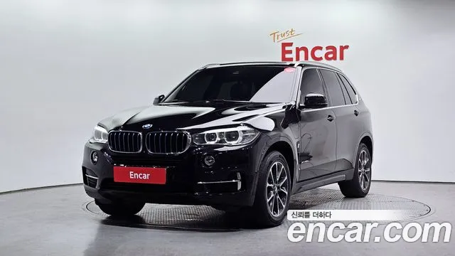 BMW X5 2018 — фото 1