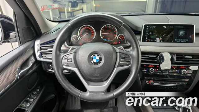 BMW X5 2018 — фото 14