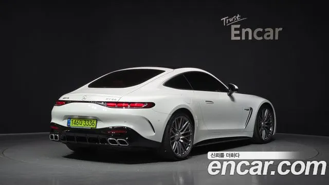 Mercedes-Benz AMG GT 2025 — фото 2