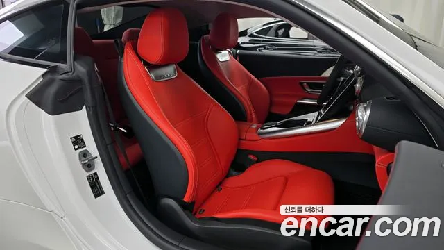 Mercedes-Benz AMG GT 2025 — фото 11