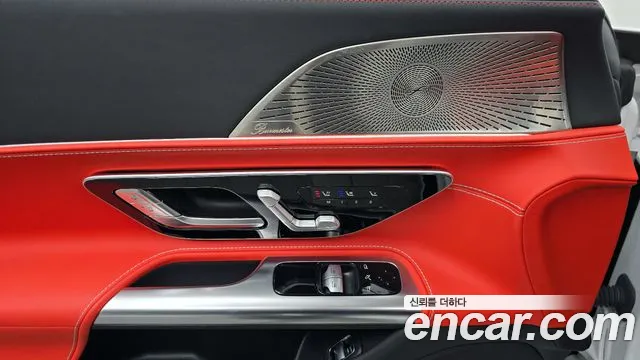 Mercedes-Benz AMG GT 2025 — фото 19