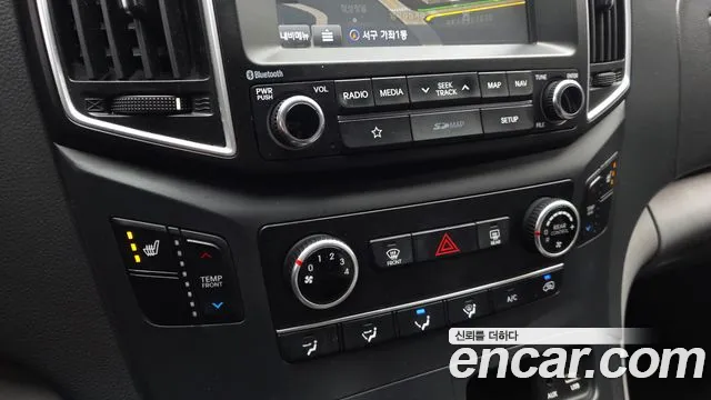Hyundai Starex 2018 — фото 16