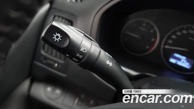 Hyundai Starex 2018 — фото 17