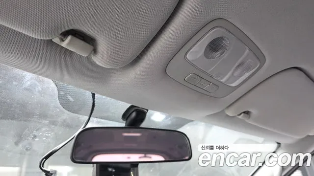 Hyundai Starex 2018 — фото 18