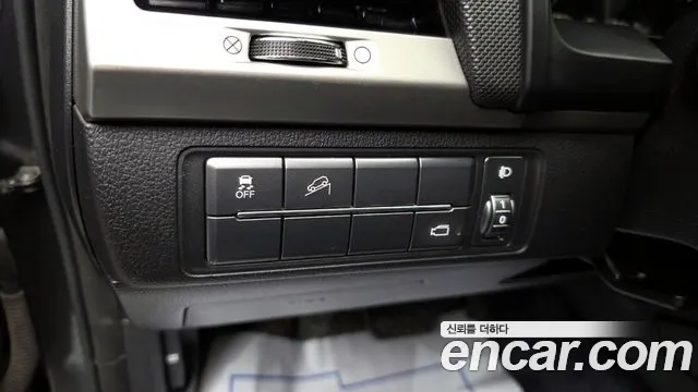 KG_Mobility_Ssangyong Rexton 2018 — фото 14