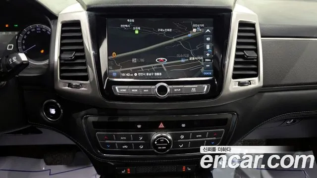 KG_Mobility_Ssangyong Rexton 2018 — фото 16