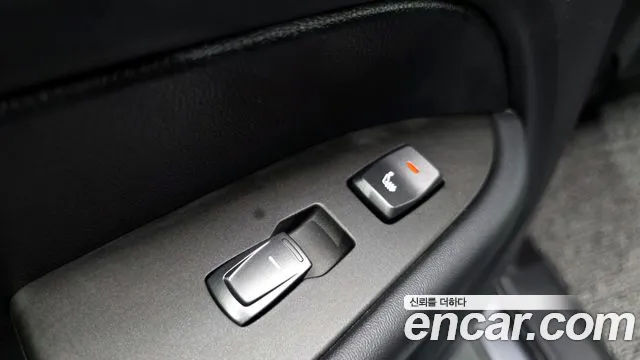 KG_Mobility_Ssangyong Rexton 2018 — фото 19