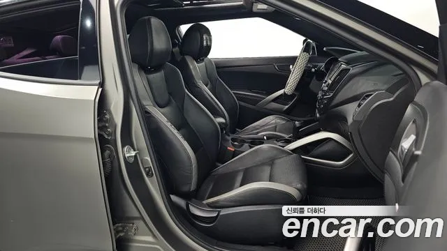 Hyundai Veloster 2016 — фото 10