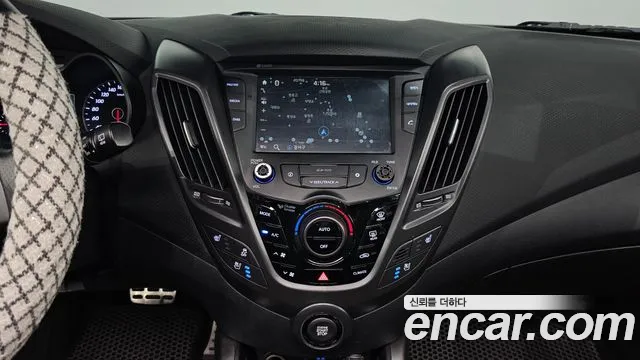 Hyundai Veloster 2016 — фото 14