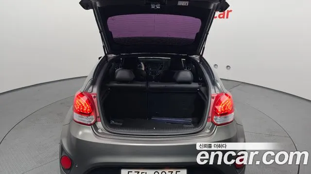Hyundai Veloster 2016 — фото 20