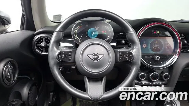 Mini Cooper 2022 — фото 13