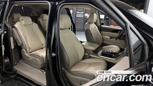 Kia Canival 2021 — фото 10