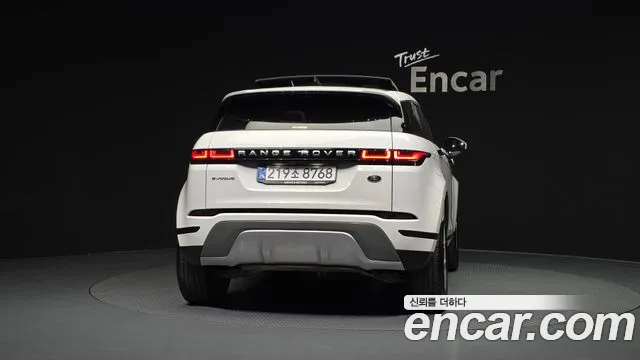 Land Rover Range Rover Evoque 2022 — фото 4