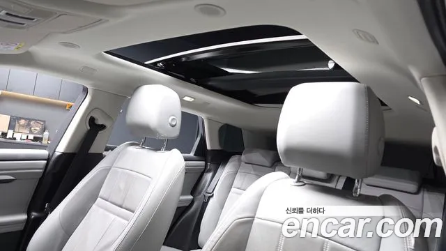 Land Rover Range Rover Evoque 2022 — фото 19