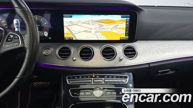 Mercedes-Benz E-Class 2017 — фото 14