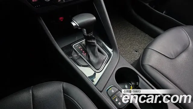 Kia Niro 2021 — фото 12