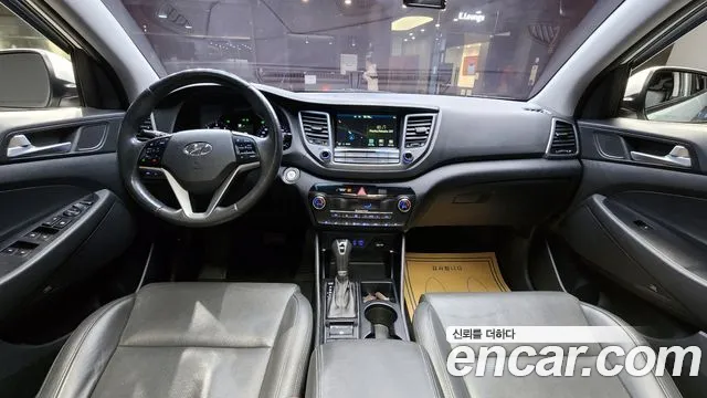 Hyundai Tucson 2017 — фото 10