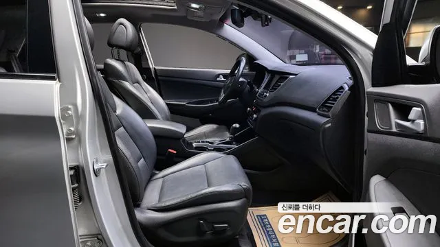 Hyundai Tucson 2017 — фото 16