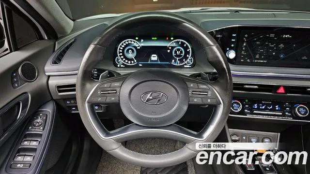 Hyundai Sonata 2020 — фото 12