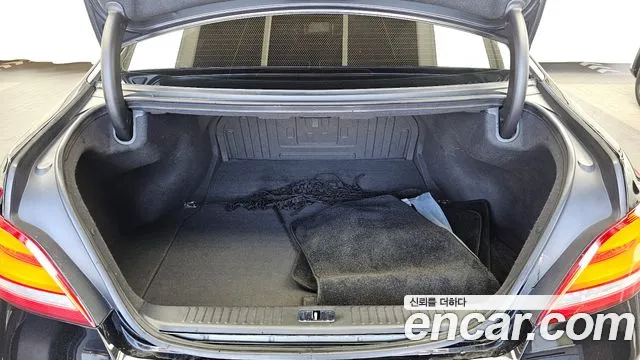 Hyundai Equus 2013 — фото 20