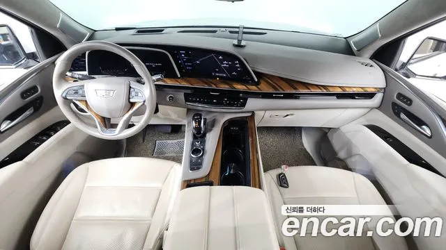 Cadillac Escalade 2022 — фото 9