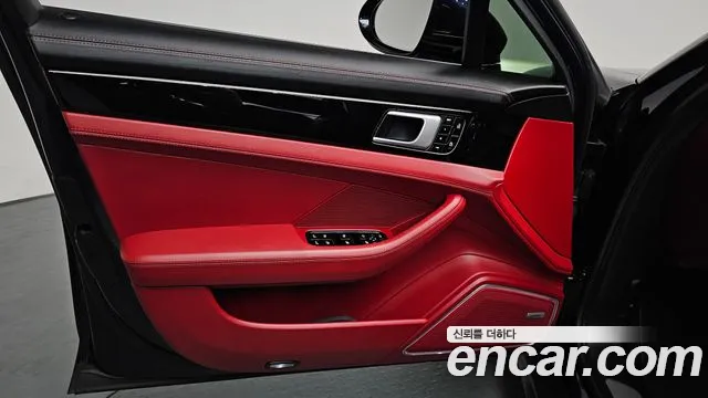 Porsche Panamera 2020 — фото 13