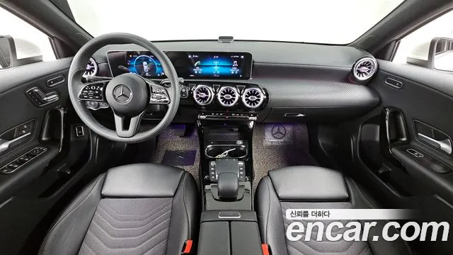Mercedes-Benz A-Class 2020 — фото 7