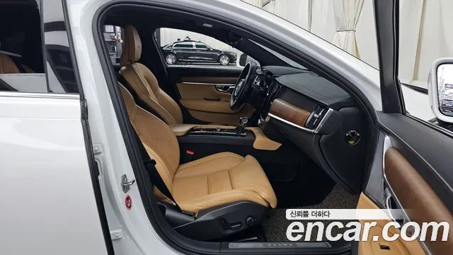 Volvo S90 2019 — фото 11