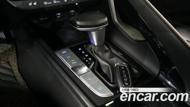 Hyundai AVANTE 2021 — фото 9