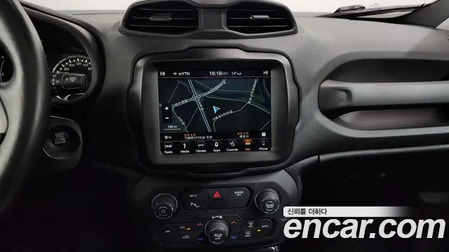 Jeep Renegade 2018 — фото 19