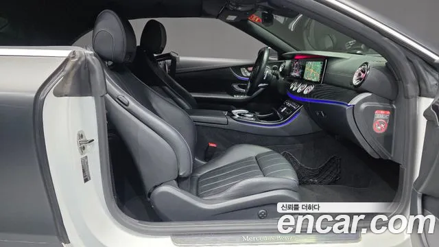Mercedes-Benz E-Class 2019 — фото 17