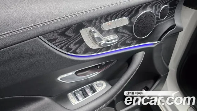 Mercedes-Benz E-Class 2019 — фото 14