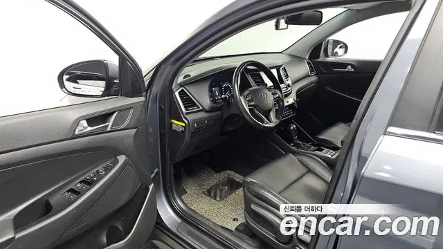 Hyundai Tucson 2017 — фото 13