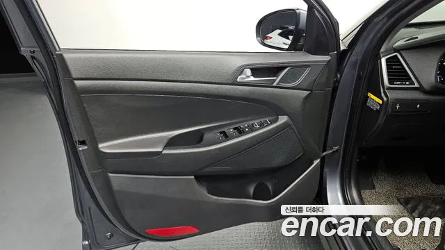 Hyundai Tucson 2017 — фото 14