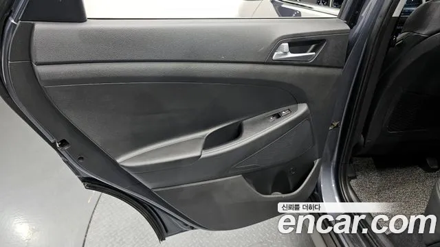 Hyundai Tucson 2017 — фото 15