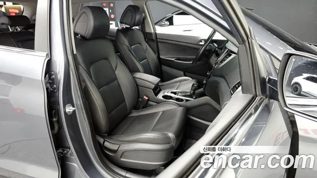 Hyundai Tucson 2017 — фото 16