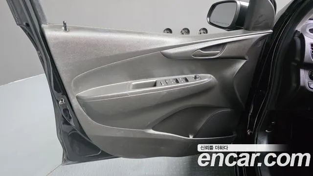 ChevroletGMDaewoo Spark 2017 — фото 14