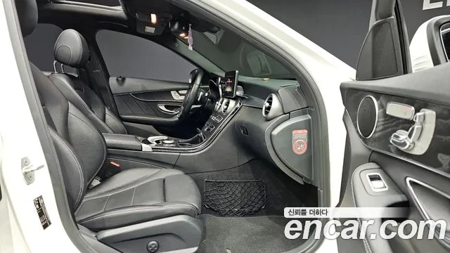 Mercedes-Benz C-Class 2016 — фото 11