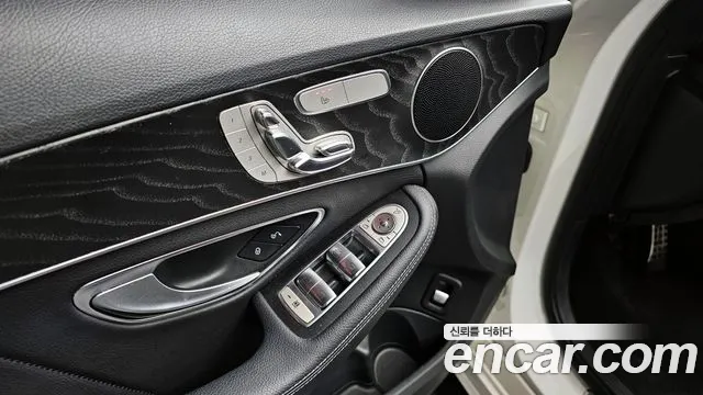 Mercedes-Benz C-Class 2016 — фото 14