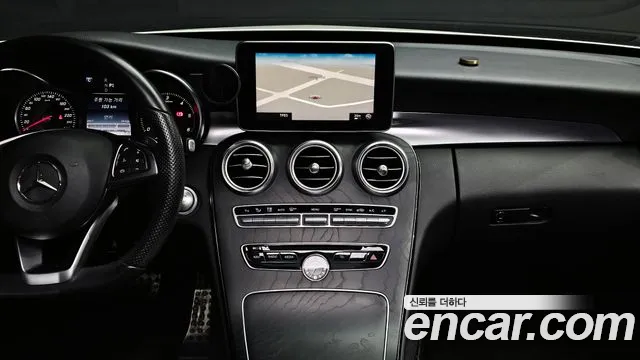 Mercedes-Benz C-Class 2016 — фото 18