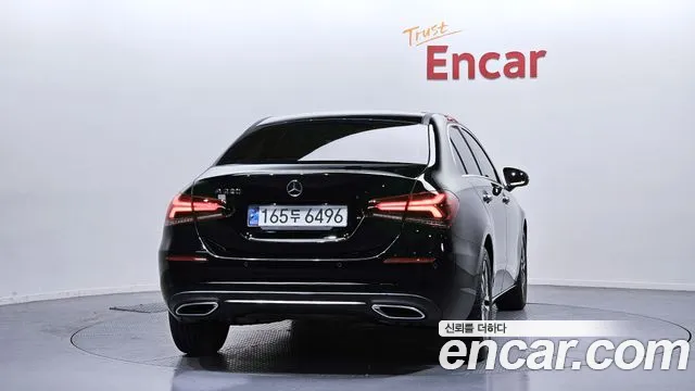 Mercedes-Benz A-Class 2021 — фото 4