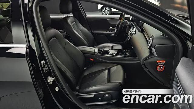 Mercedes-Benz A-Class 2021 — фото 16