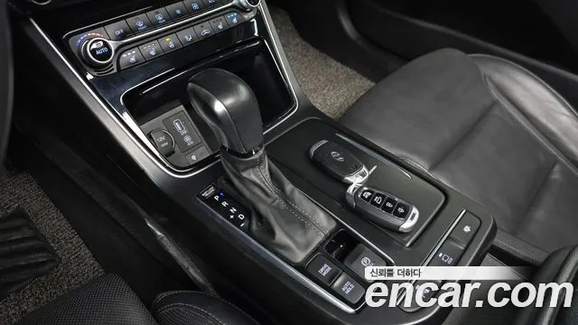 Hyundai Grandeur 2018 — фото 9