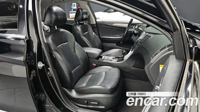 Hyundai Sonata 2014 — фото 16