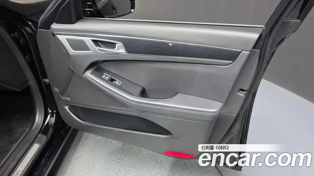 Hyundai Genesis 2016 — фото 14