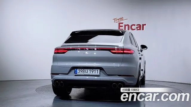 Porsche Cayenne 2020 — фото 4