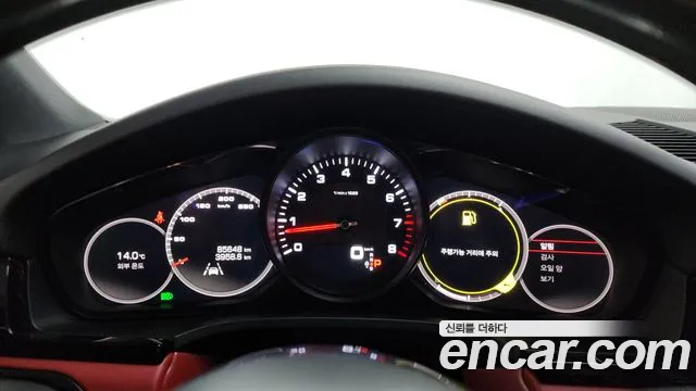 Porsche Cayenne 2020 — фото 11