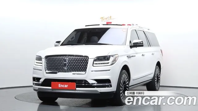Lincoln Navigator 2019 — фото 1